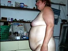 Rubia se frota el lesbianas casero xxx culo mientras cabalga esa polla de moda
