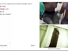 El hermoso culo de Nena está siendo azotado mientras ella cabalga ese hentai madre e hijo gran pene
