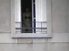 Adolescente morena se alegra de cuidar a un hombre que se la folla tan pijama xxx bien